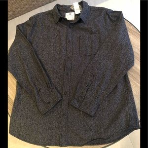 Men’s  On THE BYAS Brand  long  sleeve size XL